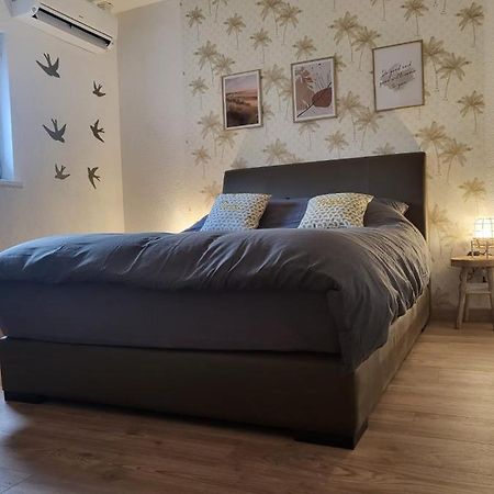 Chambre Climatisee Et Cosy Auberge Du Manala Hotel 24 24 Saint-Louis  Dış mekan fotoğraf